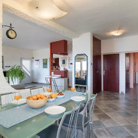 Horizont View Апартаменти *