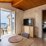 Horizont View Apartman Póla